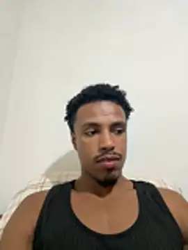 Snapshot of LorenzoBlack27 chatting on 03.31.26 LorenzoBlack27 online show from 03.31.26