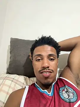 Snapshot of LorenzoBlack27 chatting on 04.02.26 LorenzoBlack27 online show from 04.02.26