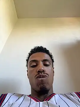 Snapshot of LorenzoBlack27 chatting on 04.06.26 LorenzoBlack27 online show from 04.06.26