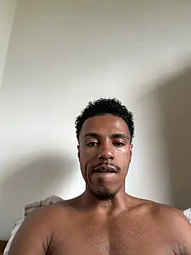 Snapshot of LorenzoBlack27 chatting on 04.07.26 LorenzoBlack27 online show from 04.07.26