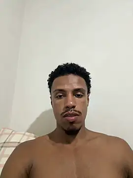 Snapshot of LorenzoBlack27 chatting on 04.16.26 LorenzoBlack27 online show from 04.16.26