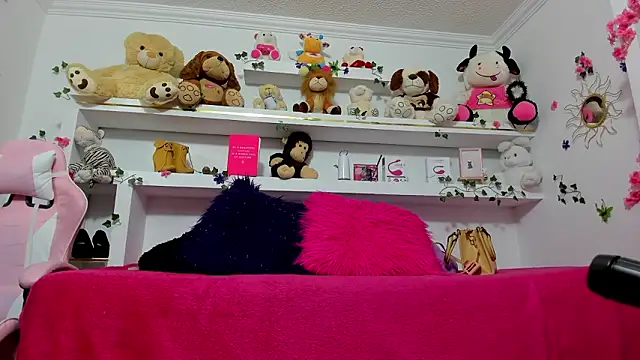 maira diazz online show from 02.02.26