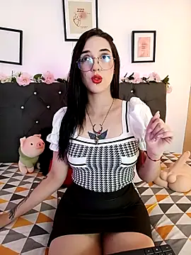 Snapshot of RoseNyx chatting on 02.06.26 RoseNyx online show from 02.06.26