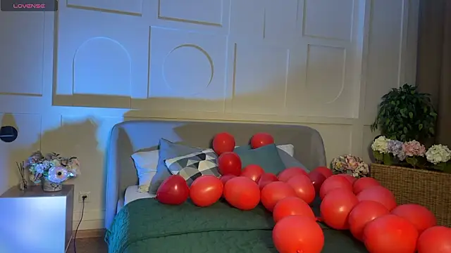  SilkyShadow  online show from 02.19.26