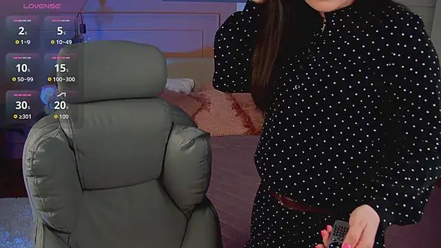  SilkyShadow  online show from 03.14.26