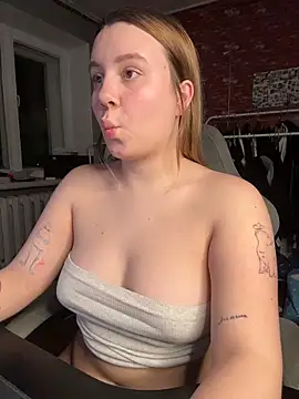 AnnaSeint online show from 04.01.26