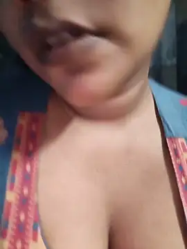 Snapshot of Desi_Nil_pori chatting on 06.15.26 Desi Nil pori online show from 06.15.26