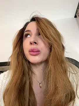 Snapshot of LucyBridgette chatting on 02.21.26 LucyBridgette online show from 02.21.26