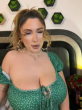 LucyBridgette online show from 04.07.26