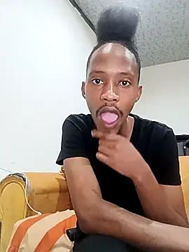 Snapshot of Winterslender chatting on 02.25.26 Winterslender online show from 02.25.26