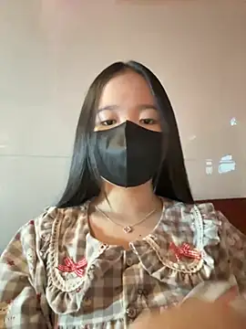 Gwen879 online show from 01.19.26