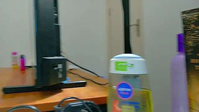 Snapshot of MiaGoldd_ chatting on 01.09.26 MiaGoldd online show from 01.09.26