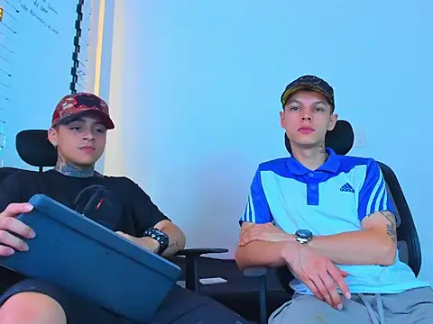 Snapshot of Thomas-Wil chatting on 02.01.26 Thomas-Wil online show from 02.01.26