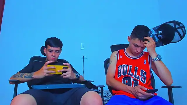 Thomas-Wil online show from 04.19.26