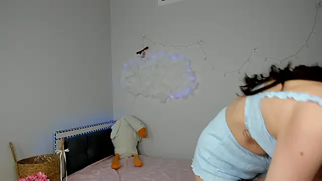 elina syui online show from 02.26.26