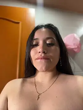 Veronica Wins  online show from 05.13.26