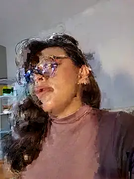 Snapshot of rosse_taylorx1 chatting on 06.27.26 rosse taylorx1 online show from 06.27.26