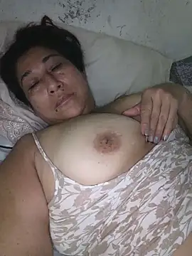 Snapshot of PatriciaGrajales chatting on 03.05.26 PatriciaGrajales online show from 03.05.26