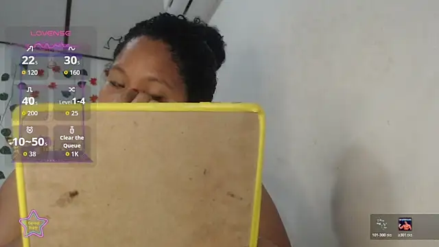 Snapshot of Karla_Rodriguez0 chatting on 03.30.26 Karla Rodriguez0 online show from 03.30.26