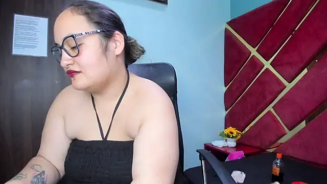 MiaRouss69 online show from 02.20.26