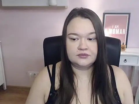 Snapshot of HollyDanceSoul chatting on 02.03.26 HollyDanceSoul online show from 02.03.26