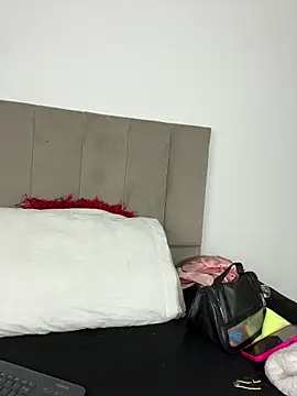 LeslyCooper1 online show from 02.11.26