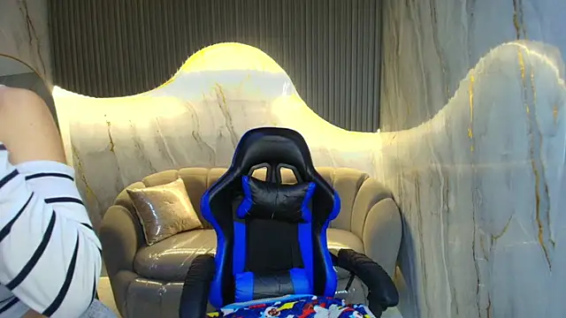 katalina r  online show from 02.12.26