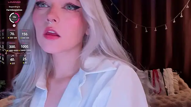 ShyniAlice online show from 03.31.26