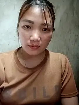 Snapshot of Nunaa2x chatting on 05.09.26 Nunaa2x online show from 05.09.26