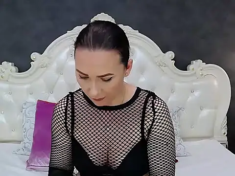 Snapshot of VeraNoir chatting on 01.15.26 VeraNoir online show from 01.15.26