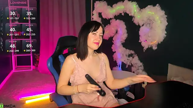 Amily Warren online show from 03.02.26