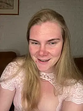 SexyBlondJoanna online show from 03.04.26