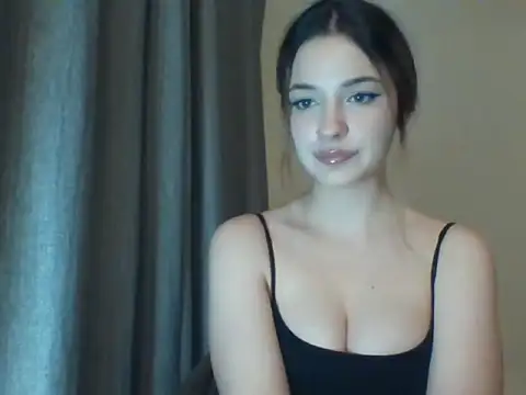 EvelineMagnetic online show from 05.04.26