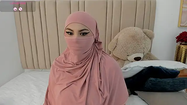 Snapshot of _seelena chatting on 02.27.26 seelena online show from 02.27.26