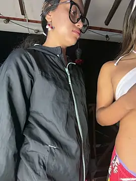 l0lita emi online show from 04.12.26