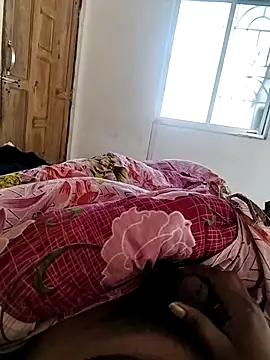 Snapshot of DesiPlayboy09 chatting on 02.10.26 DesiPlayboy09 online show from 02.10.26