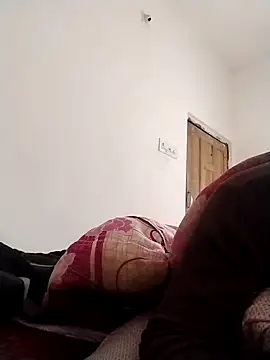 Snapshot of DesiPlayboy09 chatting on 02.18.26 DesiPlayboy09 online show from 02.18.26