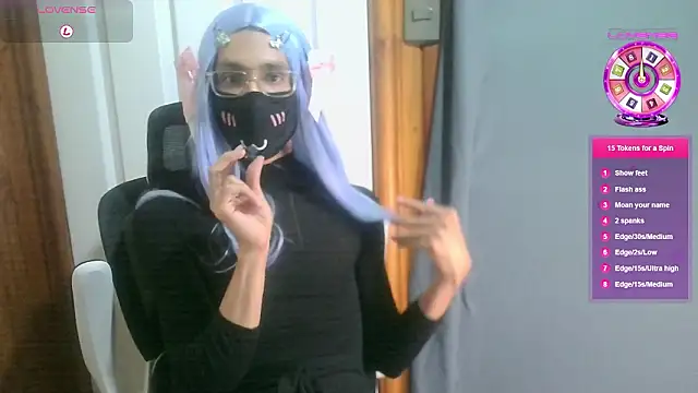 Snapshot of Frankie_boygirl chatting on 02.28.26 Frankie boygirl online show from 02.28.26