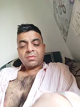 Snapshot of ashleellaunda7582 chatting on 06.05.26 ashleellaunda7582 online show from 06.05.26