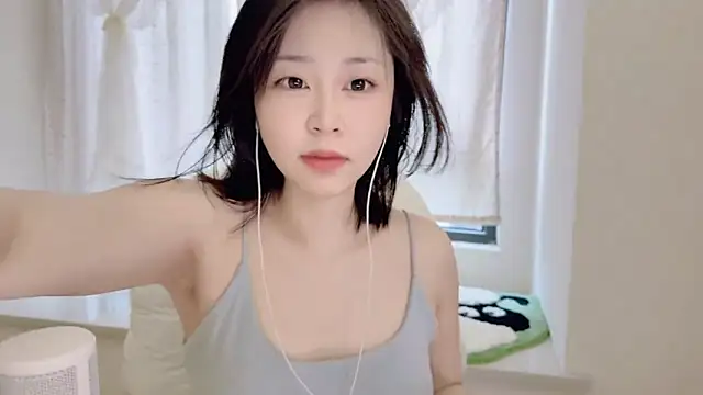 Onefiona online show from 07.06.26