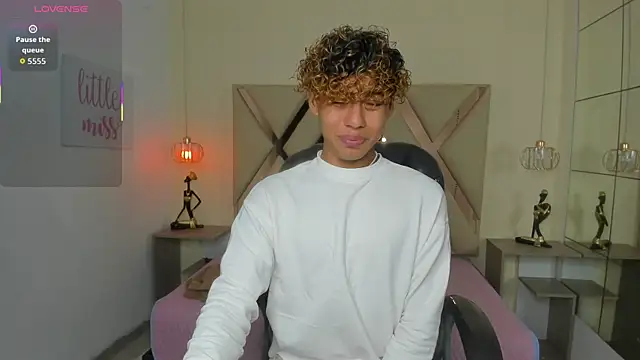 Anyelo Twink online show from 05.11.26