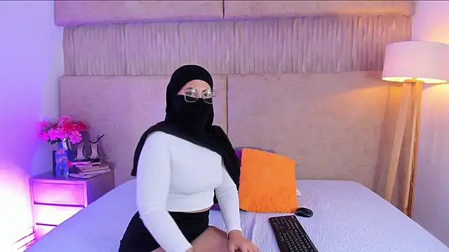  Farahh  online show from 01.13.26