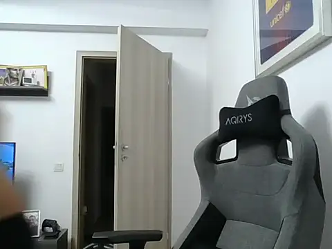 Snapshot of MarkEusebio chatting on 01.10.26 MarkEusebio online show from 01.10.26