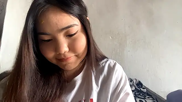 Snapshot of MollyAsian chatting on 01.11.26 MollyAsian online show from 01.11.26