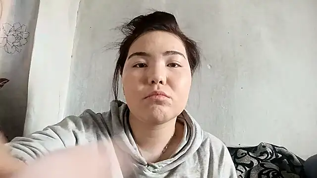 MollyAsian online show from 02.14.26