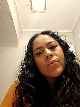  Zhamira online show from 03.01.26