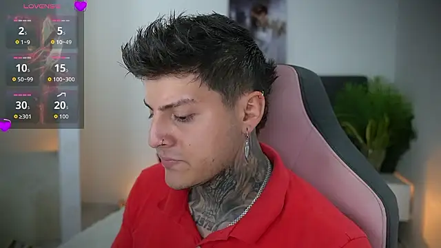 Snapshot of goldenatlasX chatting on 02.14.26 goldenatlasX online show from 02.14.26