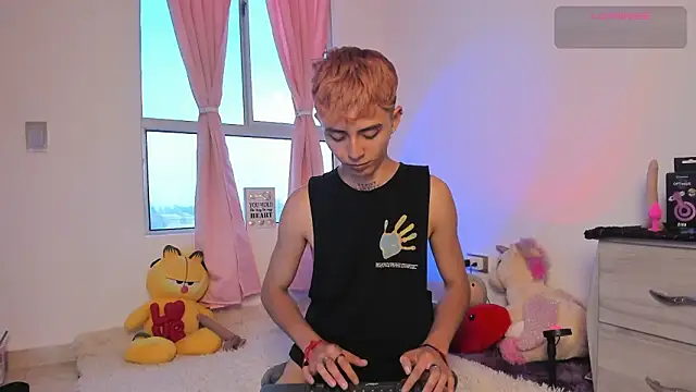 Maiky Cooper01 online show from 02.11.26