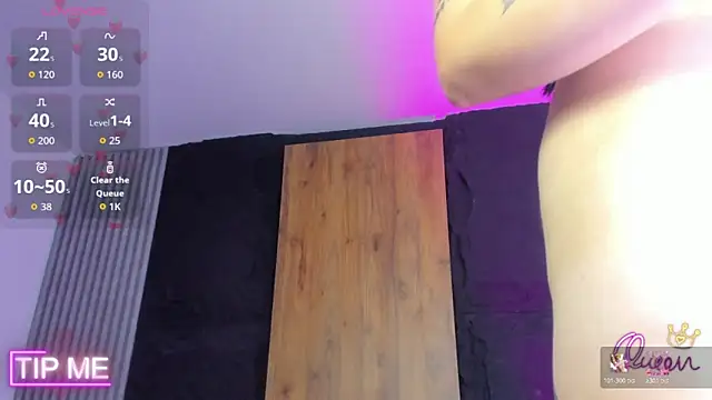 emma hiltonn  online show from 04.18.26