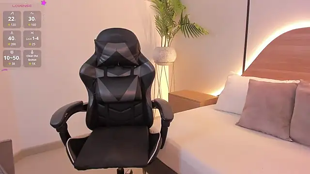 Snapshot of cataleya_castle chatting on 03.06.26 cataleya castle online show from 03.06.26